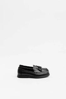 Hilari ks black 