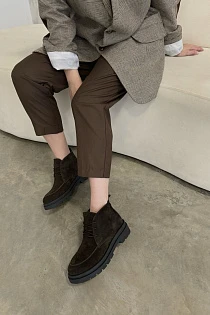 Mini brown