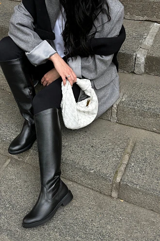 Olivia black