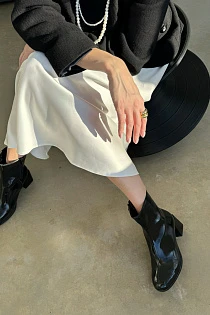 Amelia lak
