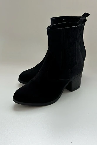 Kazaki dakota black