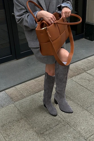 Kortni graphite