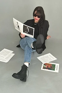 Debora black