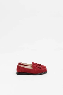 Hilari ks red