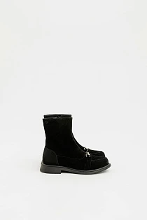 Bekka v.black