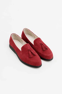Hilari ks red