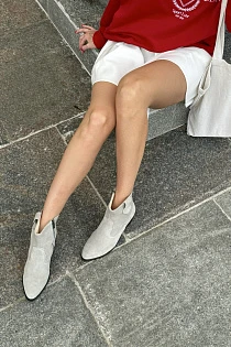 Bruk lighte grey