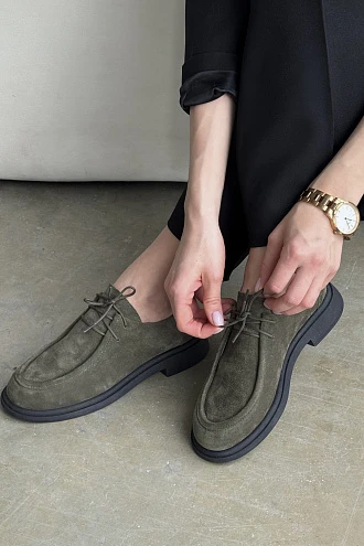 Demi khaki