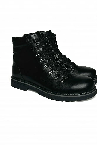HIKERS BLACK 