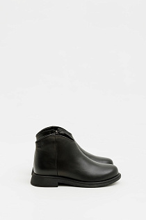 Petra black