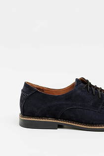 Maison dark blue