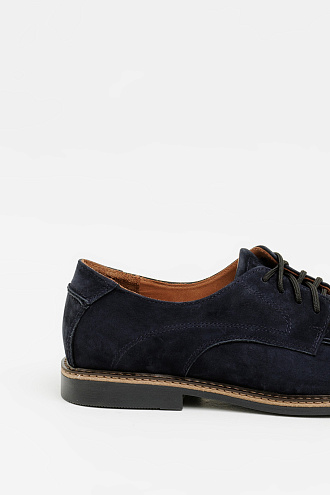 Maison dark blue