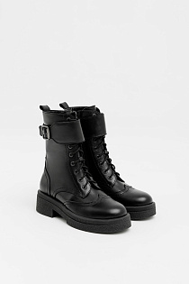 Darsi black