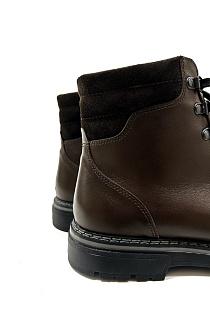 HIKERS BROWN
