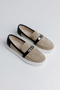 MIA SAND