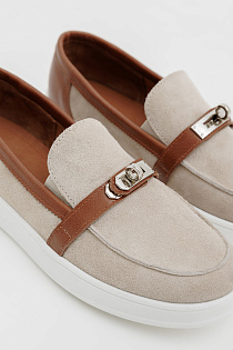 MIA BEIGE LAMA