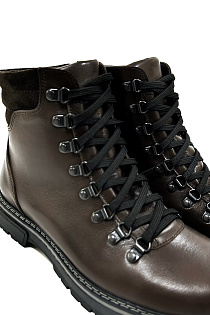 HIKERS BROWN