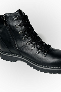 HIKERS BLACK 